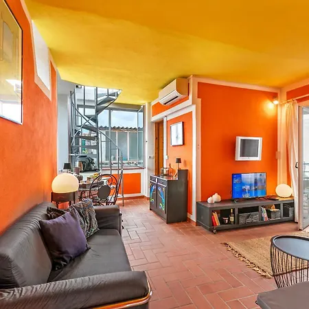 Casa Veronica - Happy