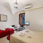Casa Veronica - Happy